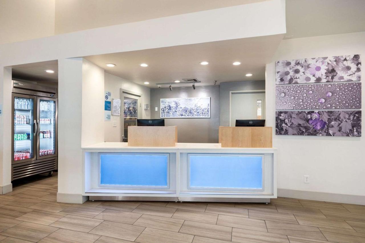 Sleep Inn & Suites Tempe Asu Campus Екстериор снимка