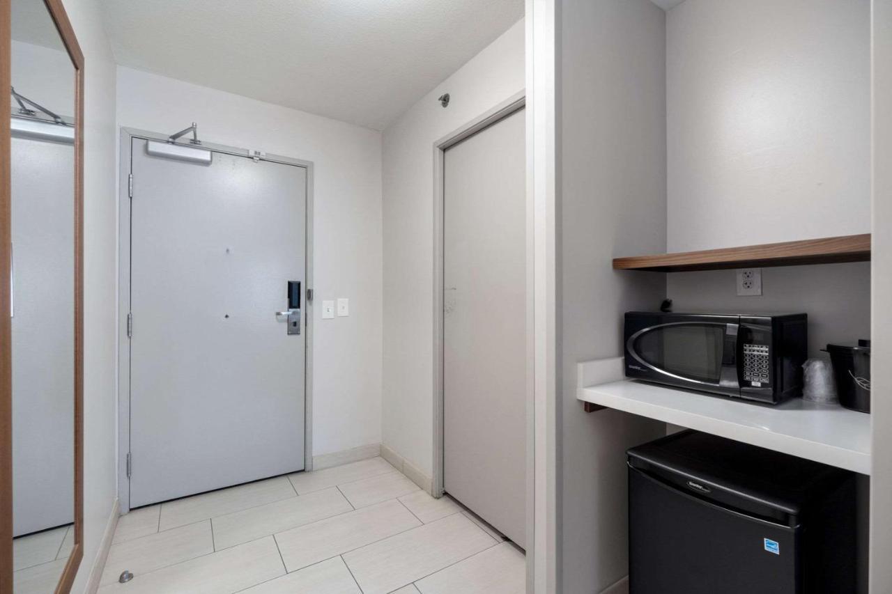 Sleep Inn & Suites Tempe Asu Campus Екстериор снимка