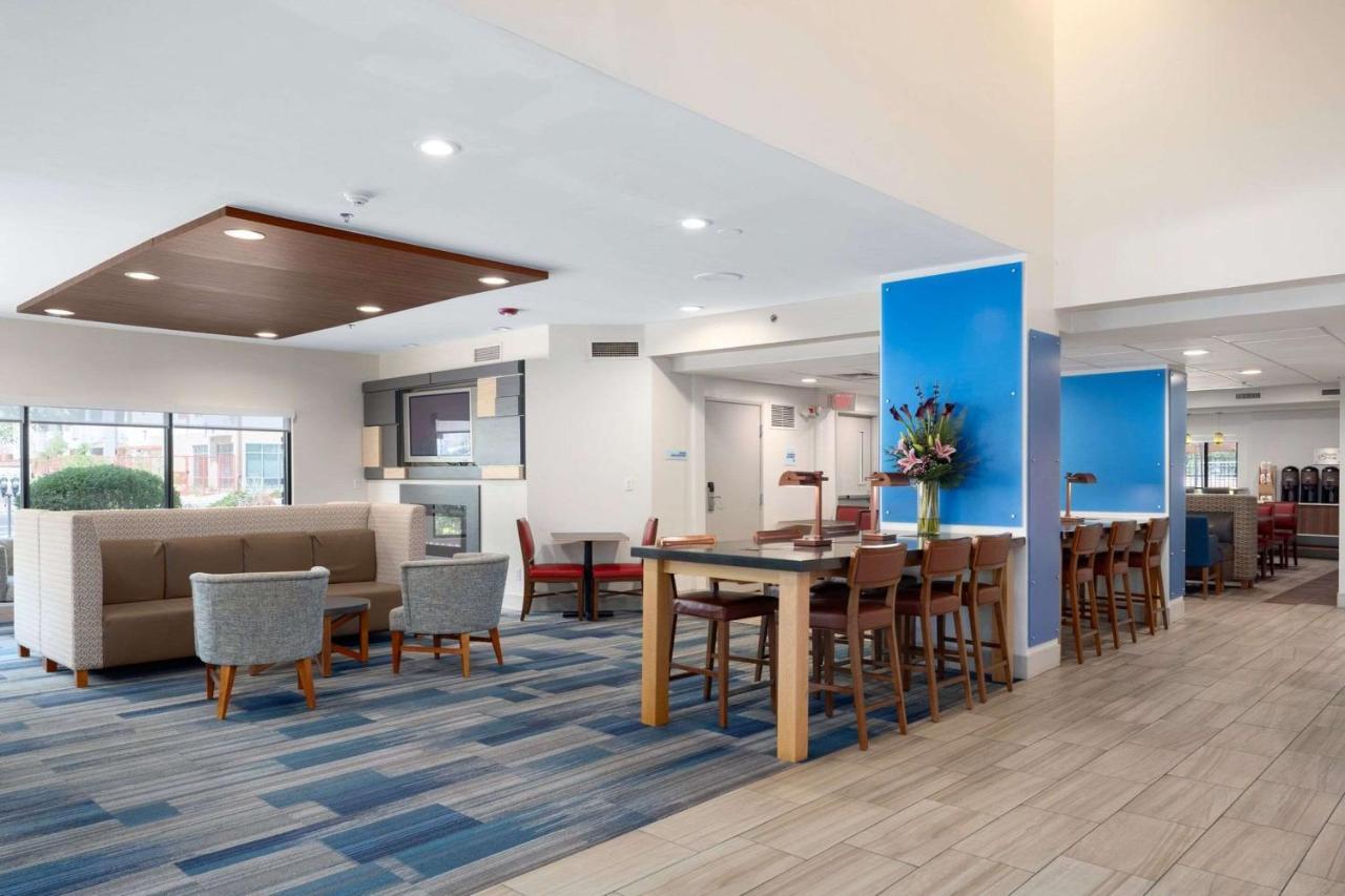 Sleep Inn & Suites Tempe Asu Campus Екстериор снимка